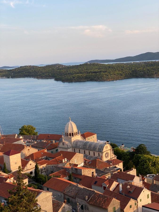 Ancient & Modern Apartment Sibenik Exterior photo